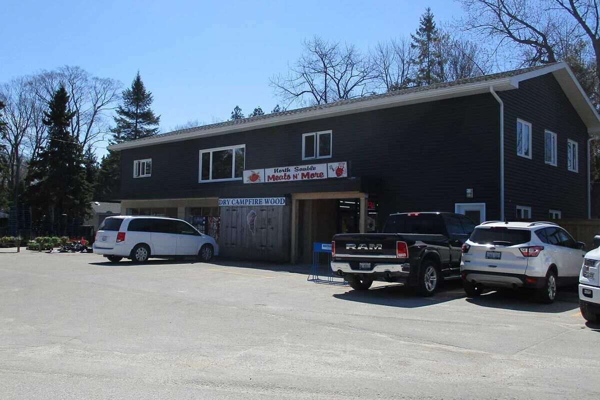 North Sauble Meats N' More